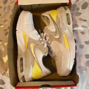 WOMENS NIKE AIR MAX EXCEE